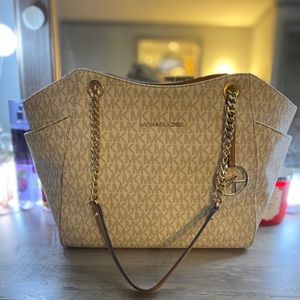 Michael Kors bag